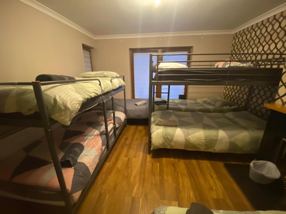 Dublin Airport Big Rooms With Bathroom Outside Room - Kitchen Only 7 Days Reservation Exterior photo