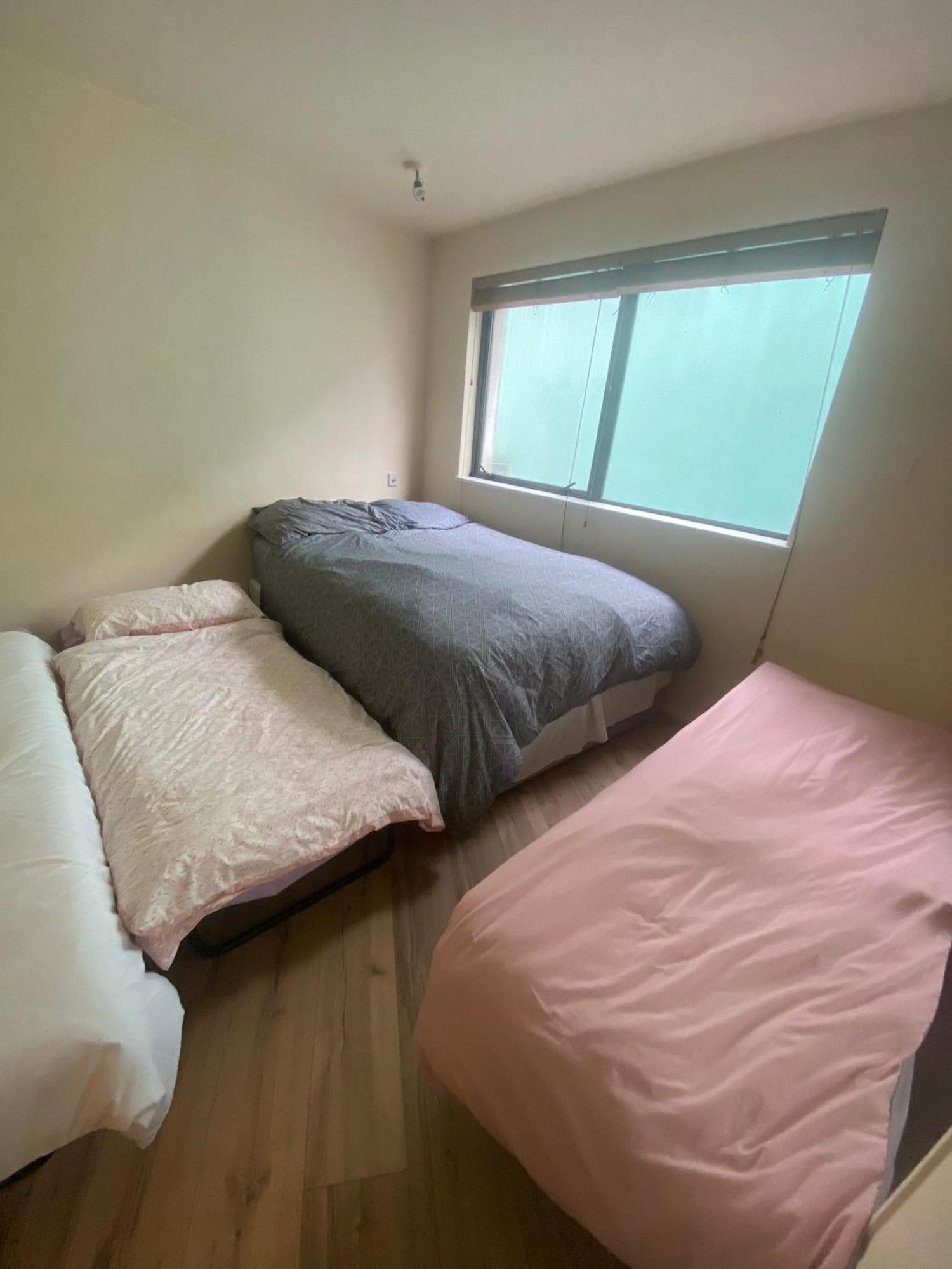 Dublin Airport Big Rooms With Bathroom Outside Room - Kitchen Only 7 Days Reservation Exterior photo