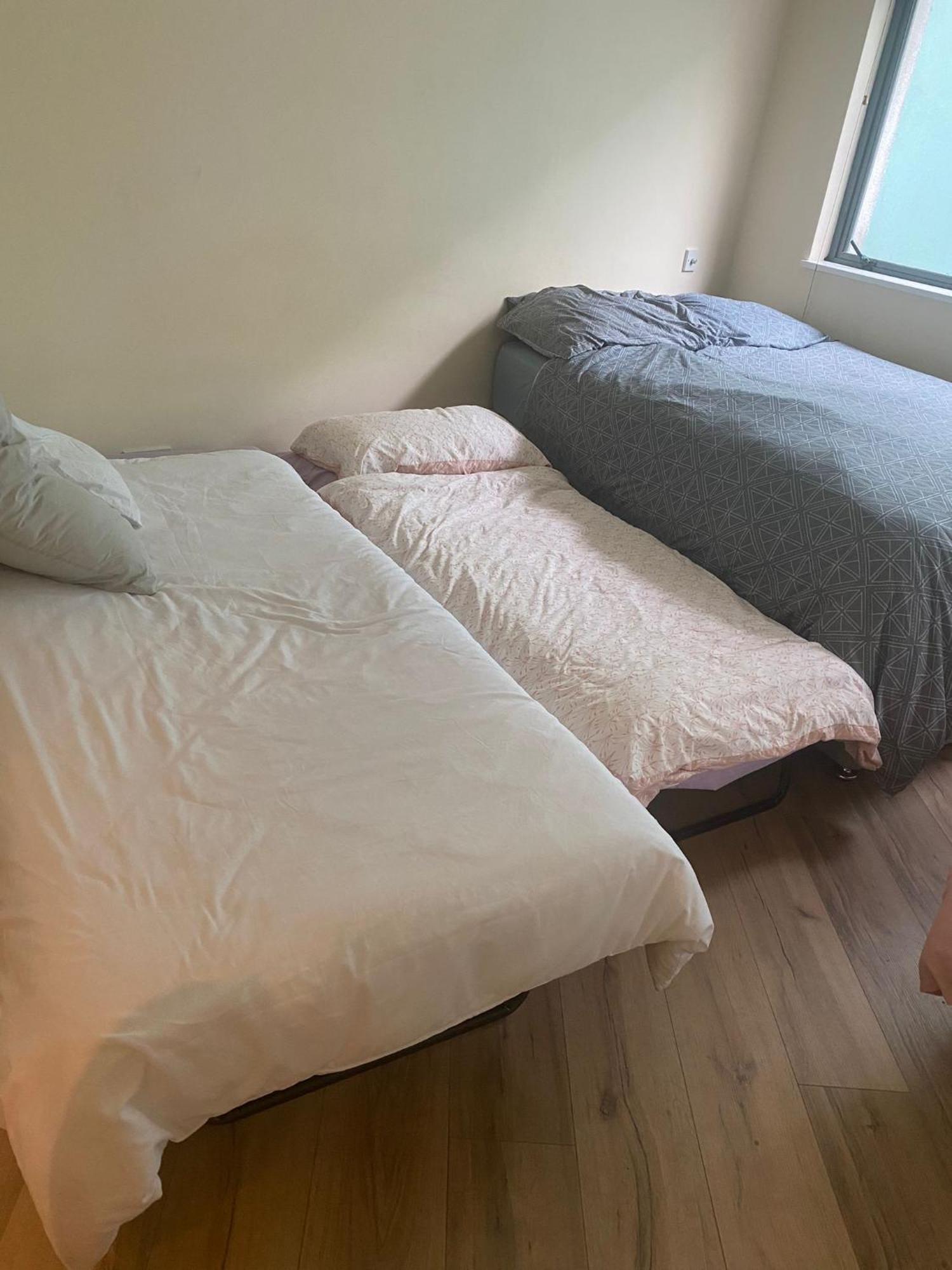 Dublin Airport Big Rooms With Bathroom Outside Room - Kitchen Only 7 Days Reservation Exterior photo